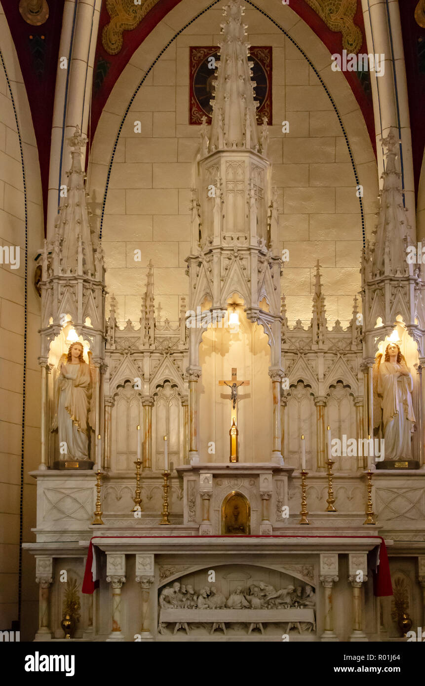 Loretto Chapel in Santa Fe Home of the Miraculous Spiral Staircase Stock Photo Alamy