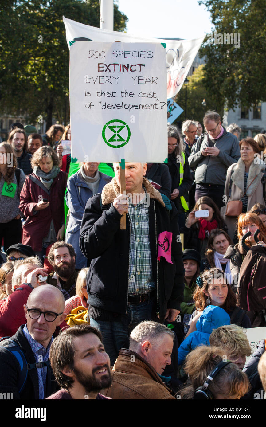 Extinct rebellion protest hi-res stock photography and images - Alamy