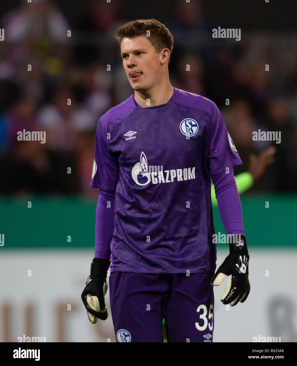 Koeln fc schalke 04 hi-res stock photography and images - Page 6