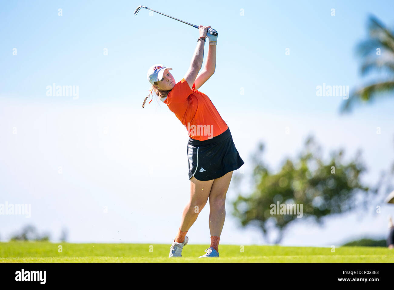October 31, 2018 - Sam Houston State golfer Jenna Phillips hits her tee shot on the par 3 8th hole during the final day Rainbow Wahine Invite at Kapolei Golf Course in Kapolei, HI. The tournament was shortened to one day due to heavy rains the day before. -Glenn Yoza/CSM Stock Photo
