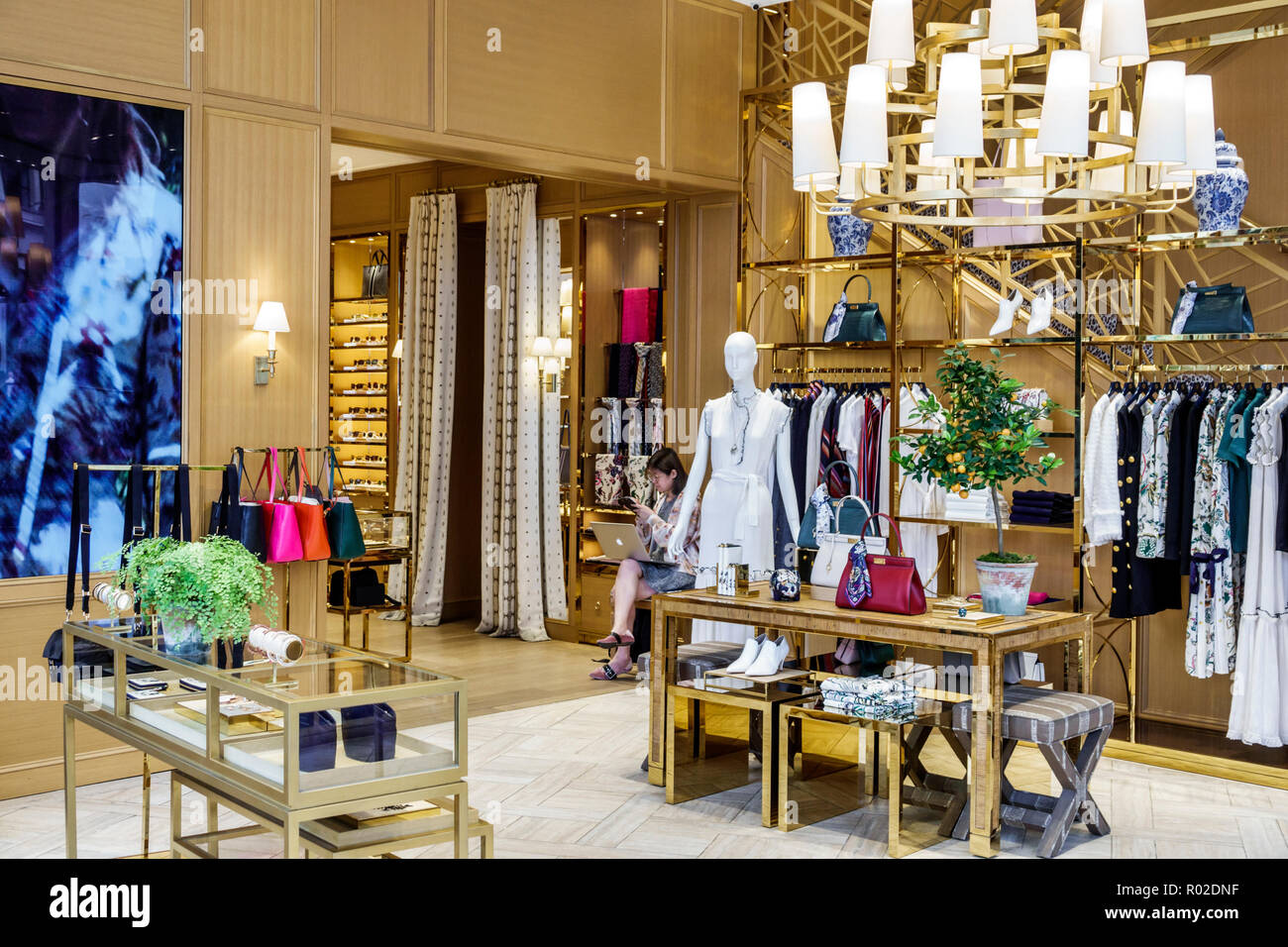 Tory burch london hi-res stock photography and images - Alamy
