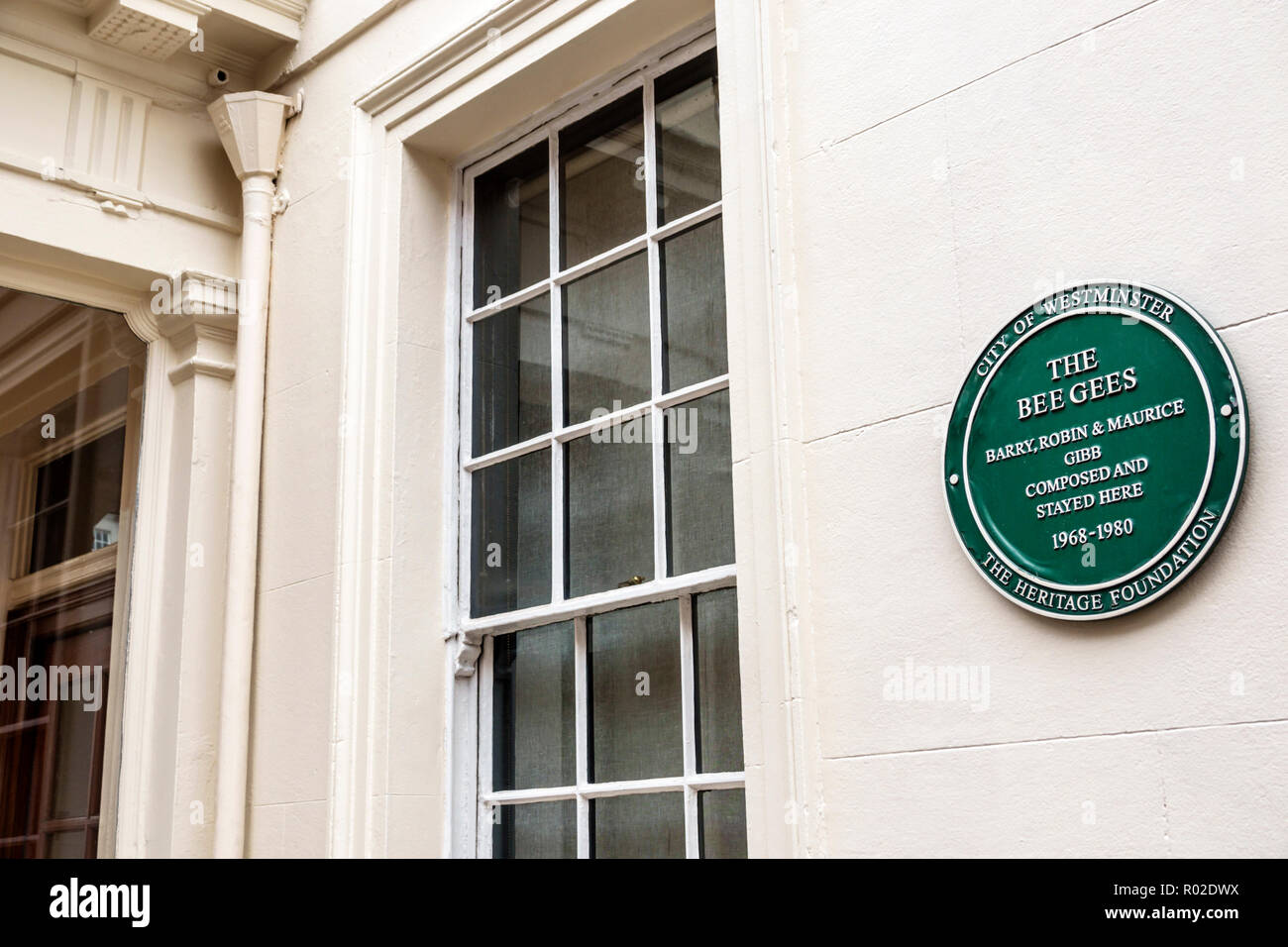 London England,UK,Mayfair,Brook Street,City of Westminster,Heritage Foundation,historical marker plaque,Bee Gees,Barry Robin Maurice Gibb,pop music,mu Stock Photo