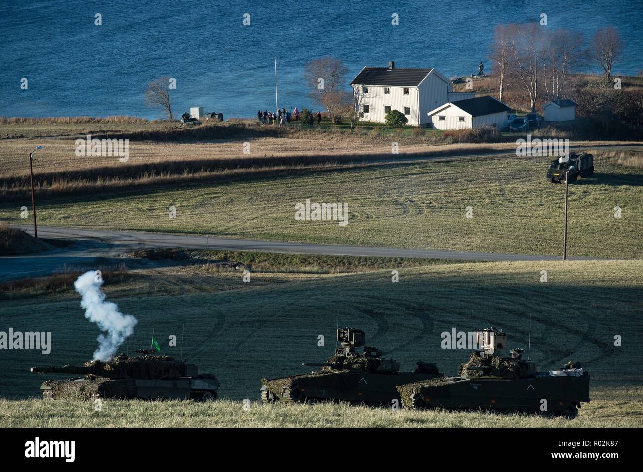 A Joint Capability Demonstration is held during Exercise TRIDENT JUNCTURE 2018  in Trondheim, Norway, on October 30, 2018.    With around 50,000 personnel participating in Trident Juncture 2018, it is one of the largest NATO exercises in recent years. Around 250 aircraft, 65 vessels and more than 10,000 vehicles are involved in the exercise in Norway.    Photo: Sgt Marc-André Gaudreault, JFC Brunssum Imagery Stock Photo