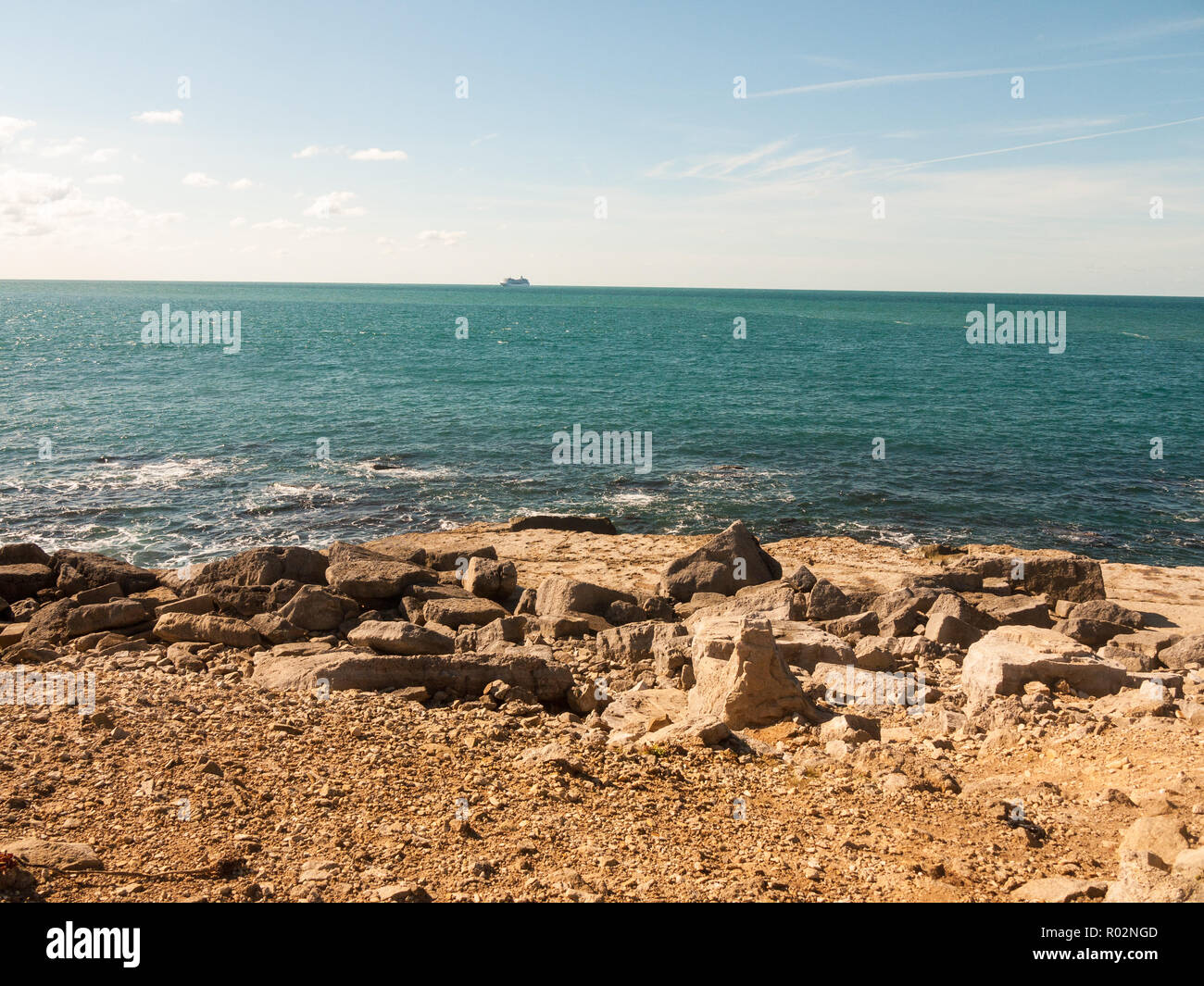 Open blue ocean waves beautiful hi-res stock photography and images - Alamy