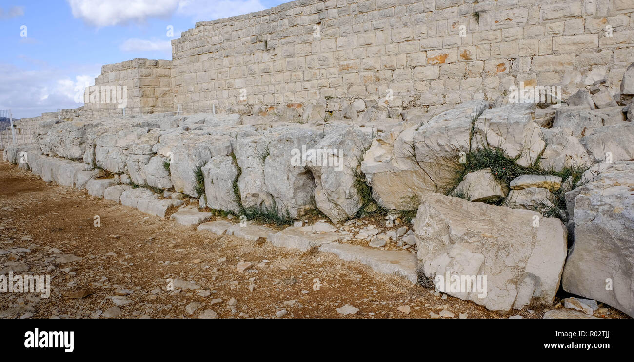 Ruins atop Mount Gerizim in Israel Stock Photo Alamy