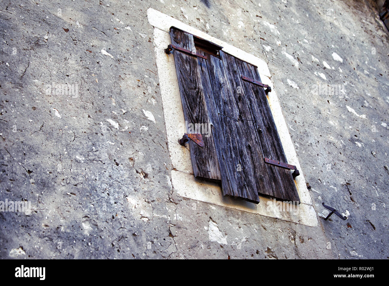 antique window with wooden shutters in the wall Stock Photo - Alamy