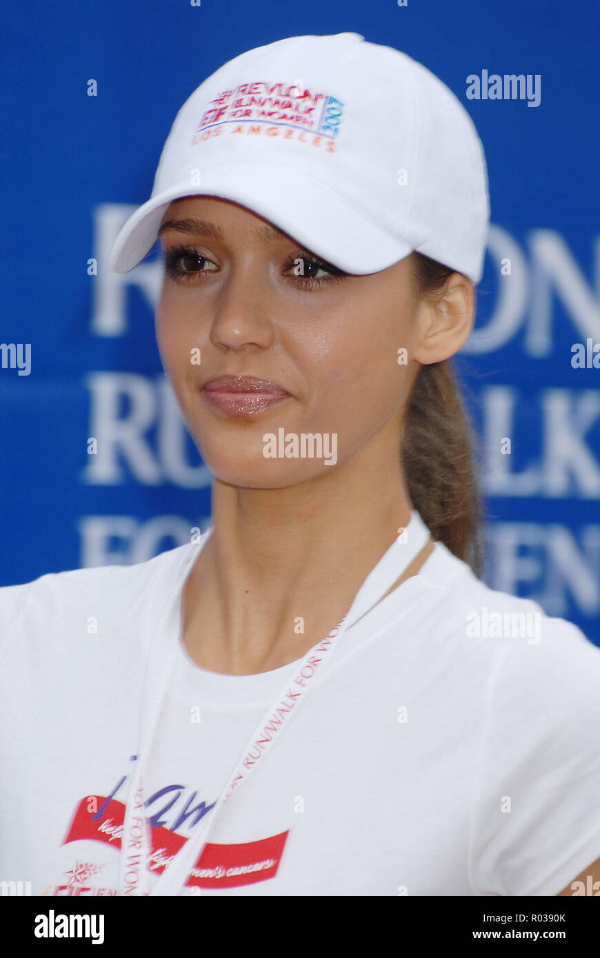 Jessica Alba arriving at the REVLON Run / Walk - LA at the Memorial ...