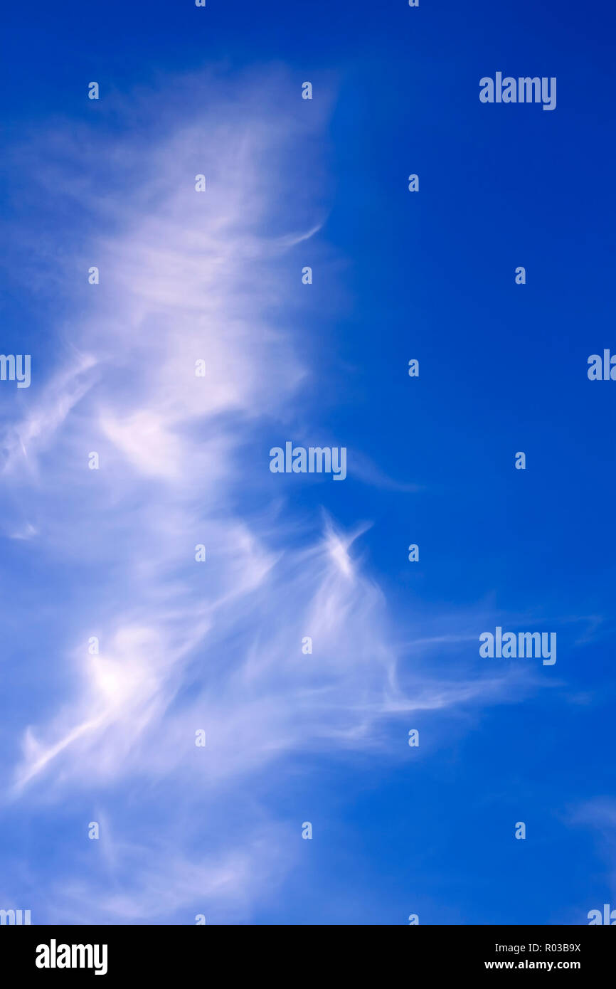 Blue sky with white clouds in lines hi-res stock photography and images ...