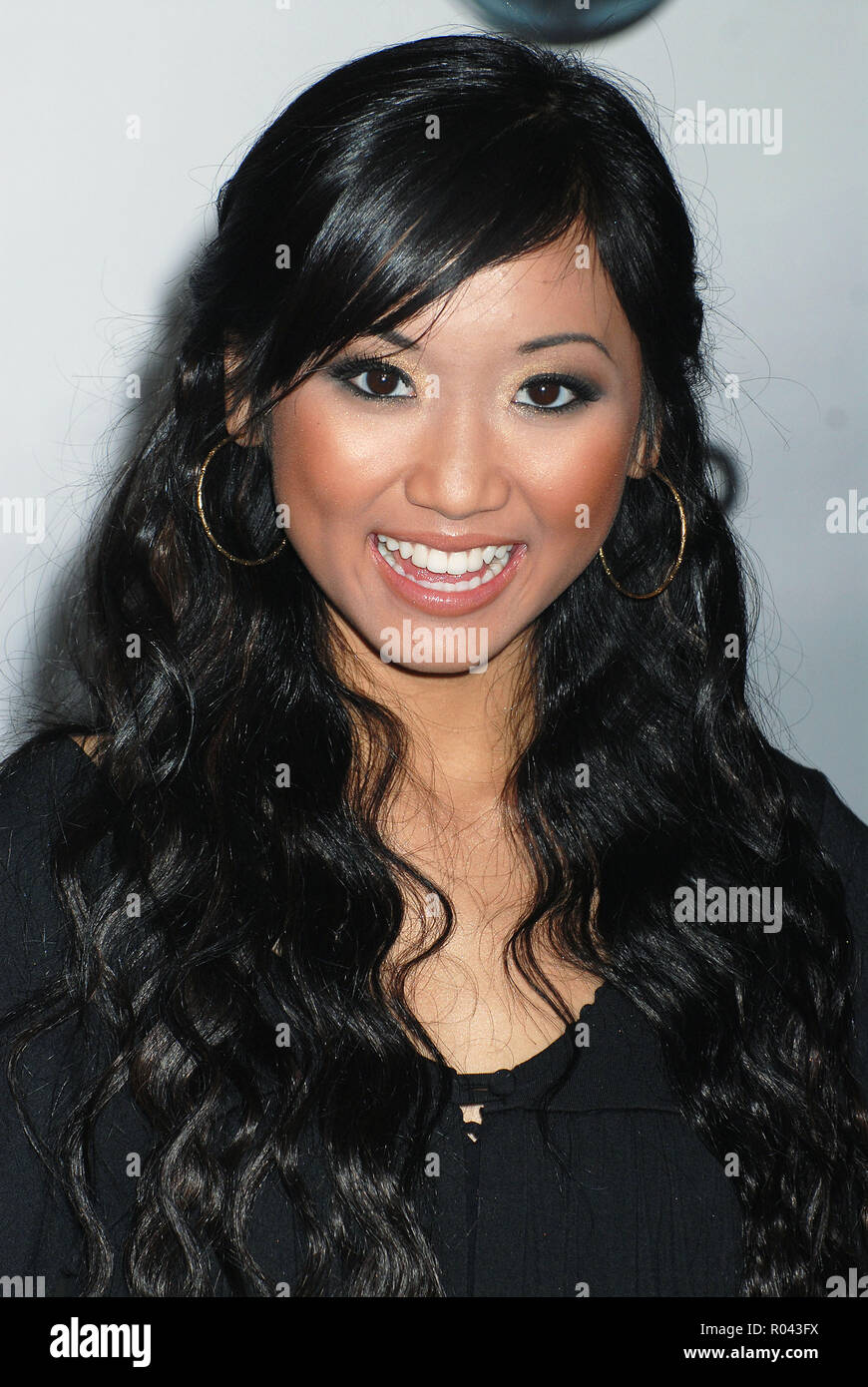 Brenda Song Arriving At The Tca Television Critic Association Abc Summer Party At The Beverly Hilton Hotel In Los Angeles Headshot Eye Contact Smile Songbrenda 123 Red Carpet Event Vertical