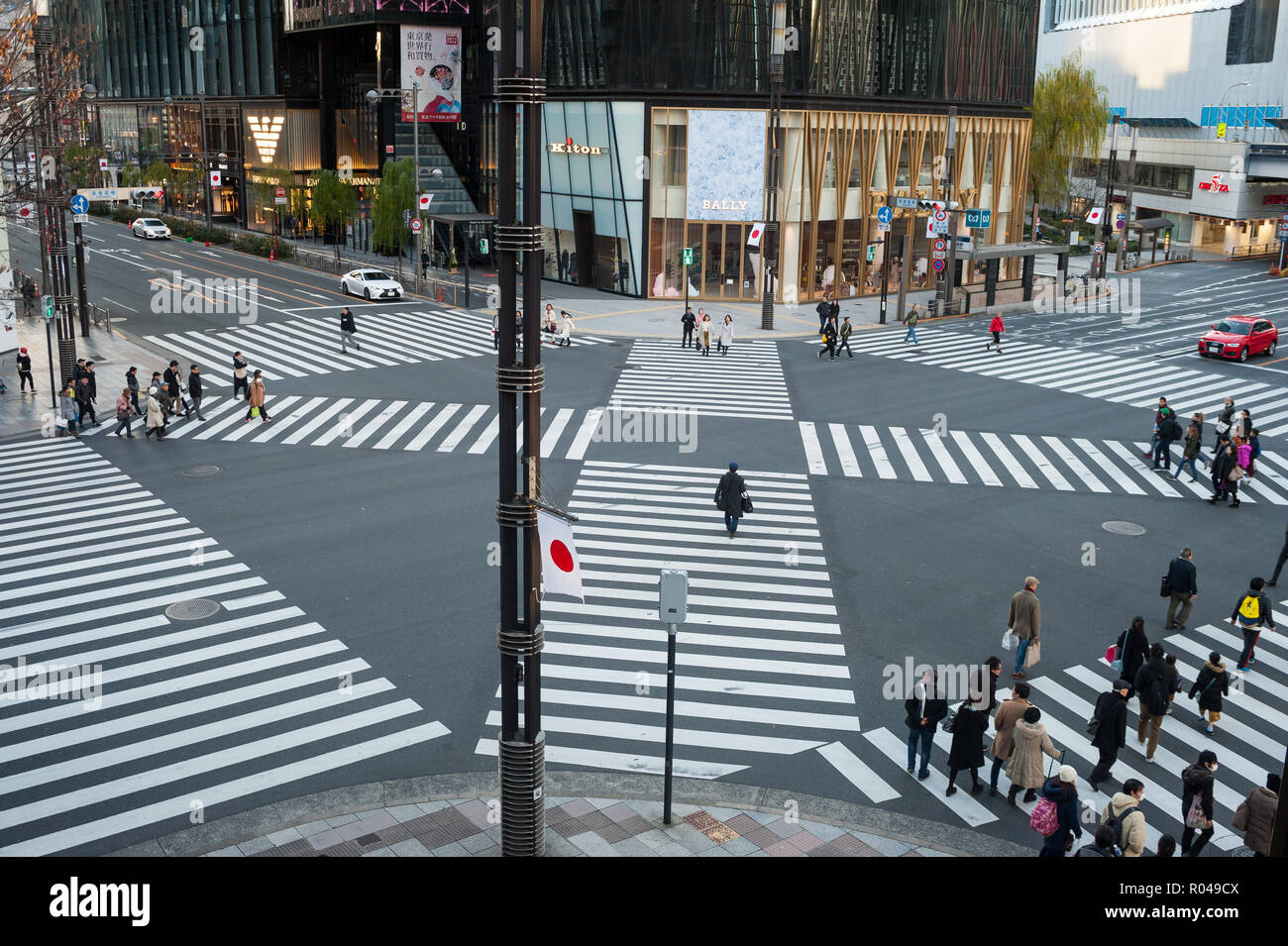 Tokyo, Japan, pedestrian crossing in Ginza Stock Photo Alamy