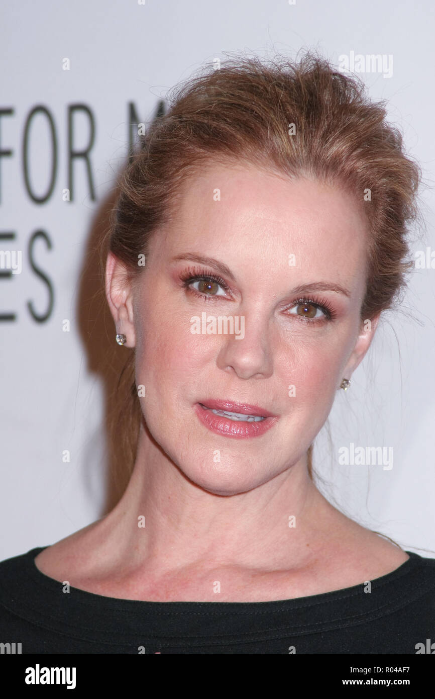 Elizabeth Perkins  12/11/08'The Paley Center for Media honors Showtime  Networks Inc. and Carl Reiner'  @ Hyatt Regency Century Plaza, Century City Photo by Ima Kuroda/HNW / PictureLux  (December 11, 2008) File Reference # 33689 144HNWPLX Stock Photo