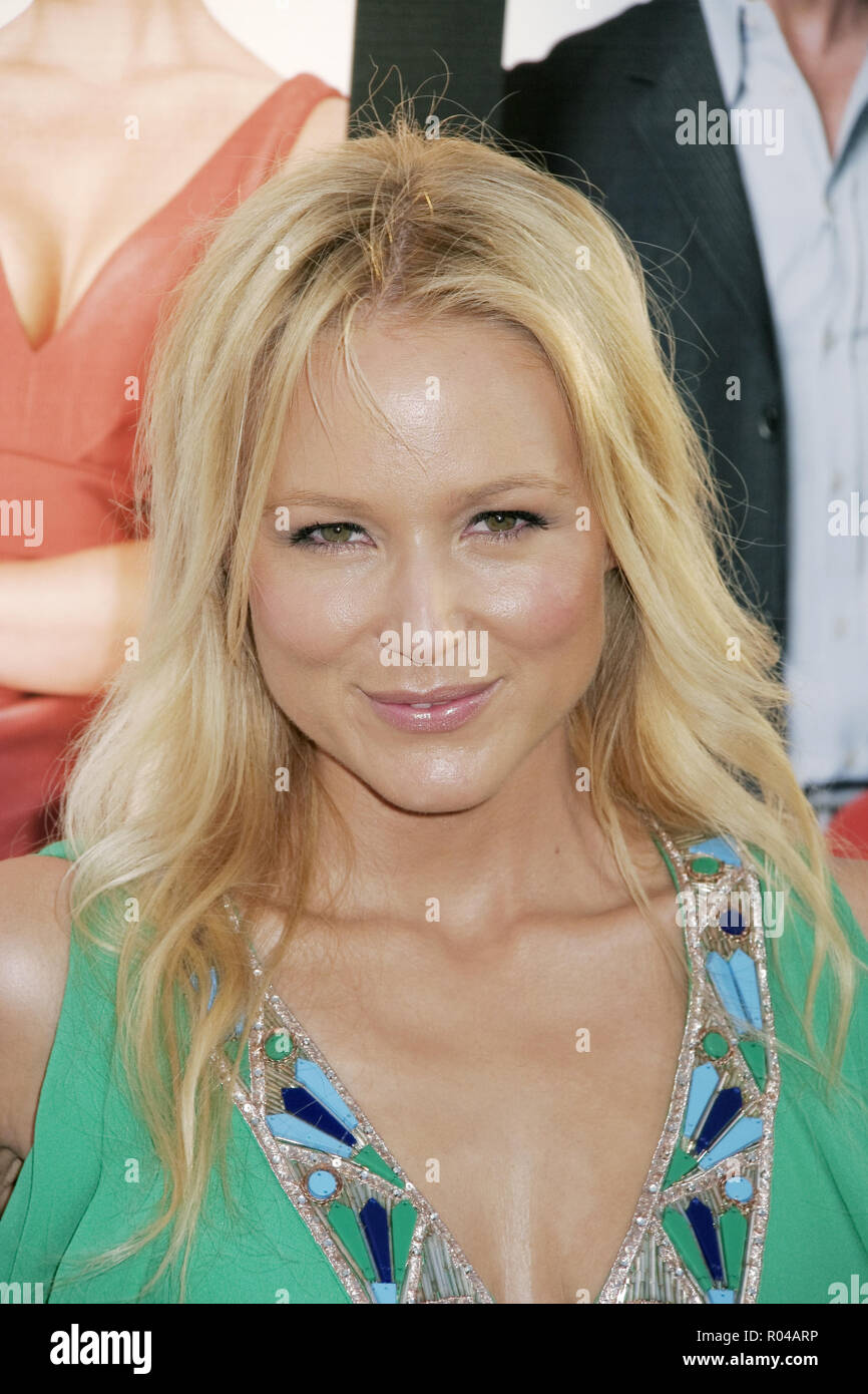 Jewel Kilcher  07/16/09 'The Ugly Truth' Premiere  @ Cinerama Dome, Arclight, Hollywood Photo by Ima Kuroda/HNW / PictureLux  (July 16, 2009) File Reference # 33689 285HNWPLX Stock Photo