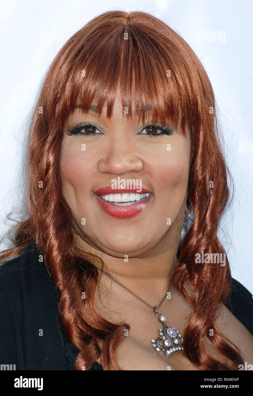 Kym Whitley arriving at the SOUL TRAIN MUSIC Awards at the Pasadena Civic Auditorium in Los Angeles.  headshot eye contact WhitleyKym018 Red Carpet Event, Vertical, USA, Film Industry, Celebrities,  Photography, Bestof, Arts Culture and Entertainment, Topix Celebrities fashion /  Vertical, Best of, Event in Hollywood Life - California,  Red Carpet and backstage, USA, Film Industry, Celebrities,  movie celebrities, TV celebrities, Music celebrities, Photography, Bestof, Arts Culture and Entertainment,  Topix, headshot, vertical, one person,, from the year , 2007, inquiry tsuni@Gamma-USA.com Stock Photo