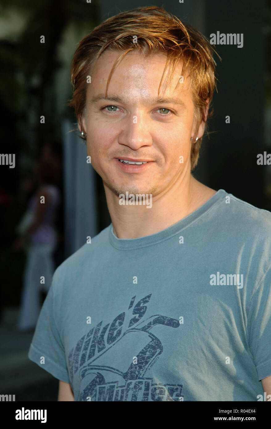 Jeremy Renner arriving at the Down In The Valley Premiere at ht e LA Film Festival Opening Night at the Arclight Theatre in Los Angeles. June 16, 2005.RennerJeremy033 Red Carpet Event, Vertical, USA, Film Industry, Celebrities,  Photography, Bestof, Arts Culture and Entertainment, Topix Celebrities fashion /  Vertical, Best of, Event in Hollywood Life - California,  Red Carpet and backstage, USA, Film Industry, Celebrities,  movie celebrities, TV celebrities, Music celebrities, Photography, Bestof, Arts Culture and Entertainment,  Topix, headshot, vertical, one person,, from the year , 2005, i Stock Photo