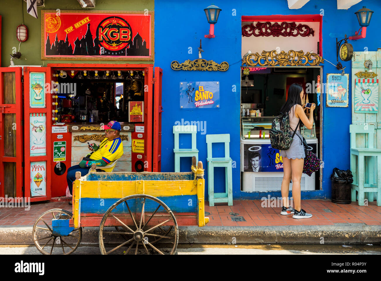 A colourful street scene in the old town, Cartagena de Indias, Colombia, South America Stock Photo