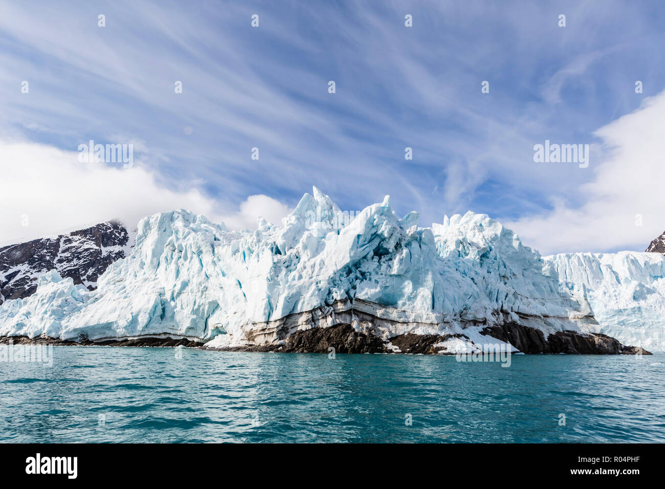Monacobreen (Monaco Glacier) on the northeastern side of the island of Spitsbergen, Svalbard, Arctic, Norway, Europe Stock Photo