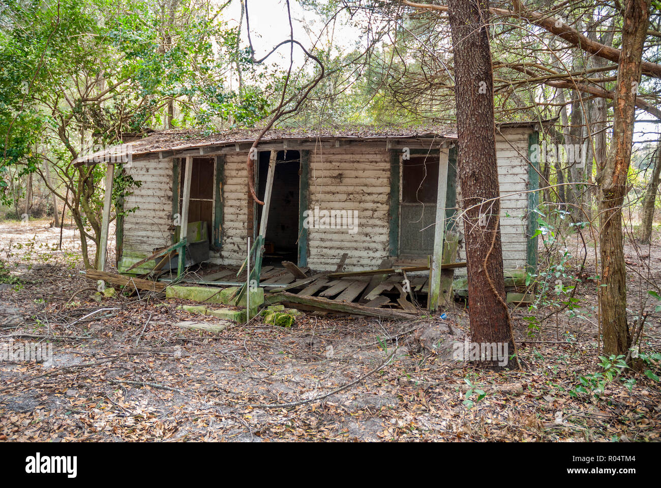 Abandoned run down house florida hires stock photography and images