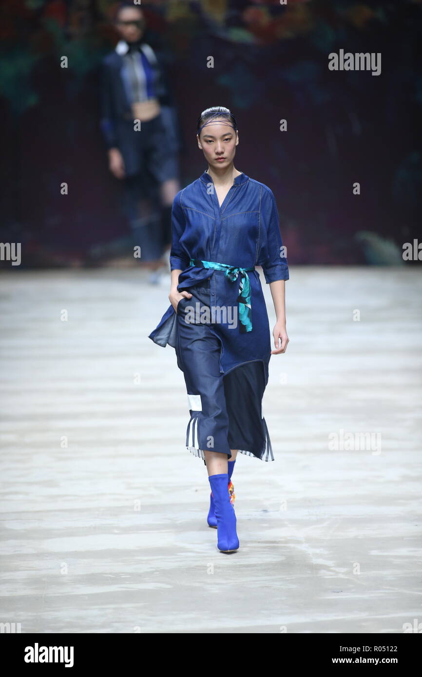 Sydney, NSW, Australia. 28th Nov, 2018. Paul Fisher seen on the red carpet  during the 2018 ARIA Awards. Credit: Belinda Vel/SOPA Images/ZUMA  Wire/Alamy Live News Stock Photo - Alamy