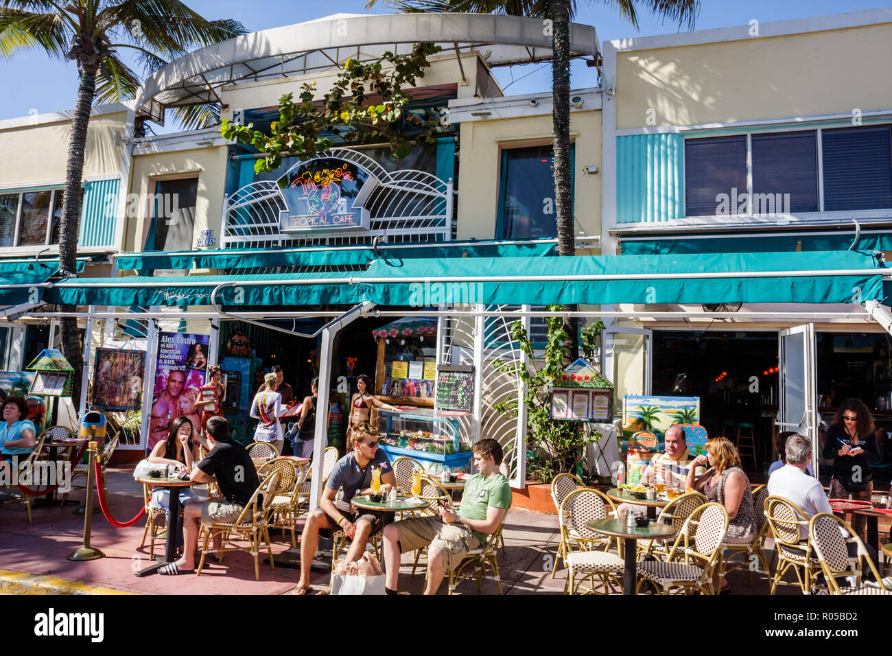 Miami Beach Florida,Ocean Drive,Art Deco Weekend,festival,event