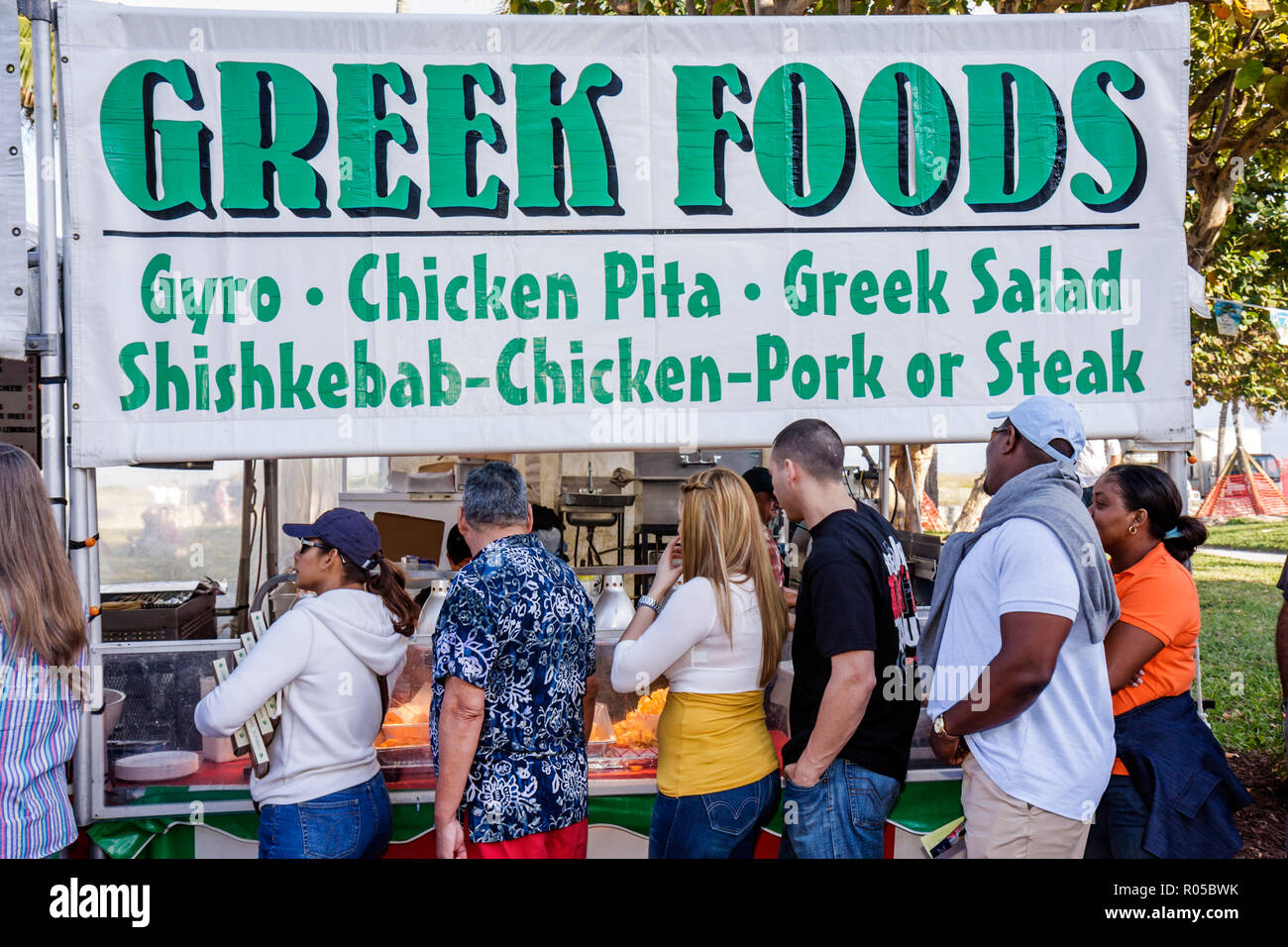 Greek street food vendor vendors hi-res stock photography and images - Alamy