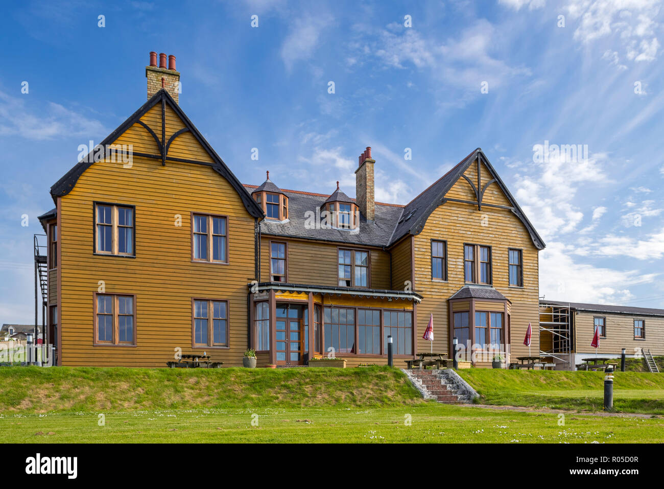 St Magnus Bay Hotel in the coastal village Hillswick, Northmavine, Mainland, Shetland Islands, Scotland, UK Stock Photo