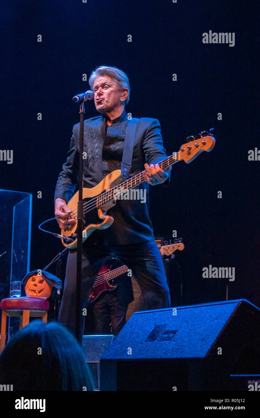 Peter Cetera from the band Chicago and The Bad Daddy’s plays live in