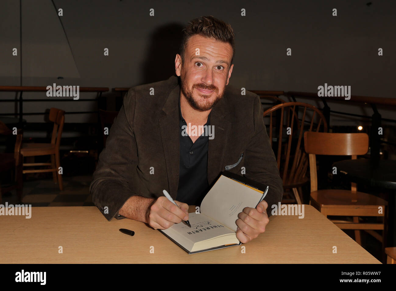HUNTINGTON, NY-OCT 30: Actor Jason Segel autographs copies of his book 'OtherEarth - Welcome Back to Reality' at Book Revue on October 30, 2018. Stock Photo