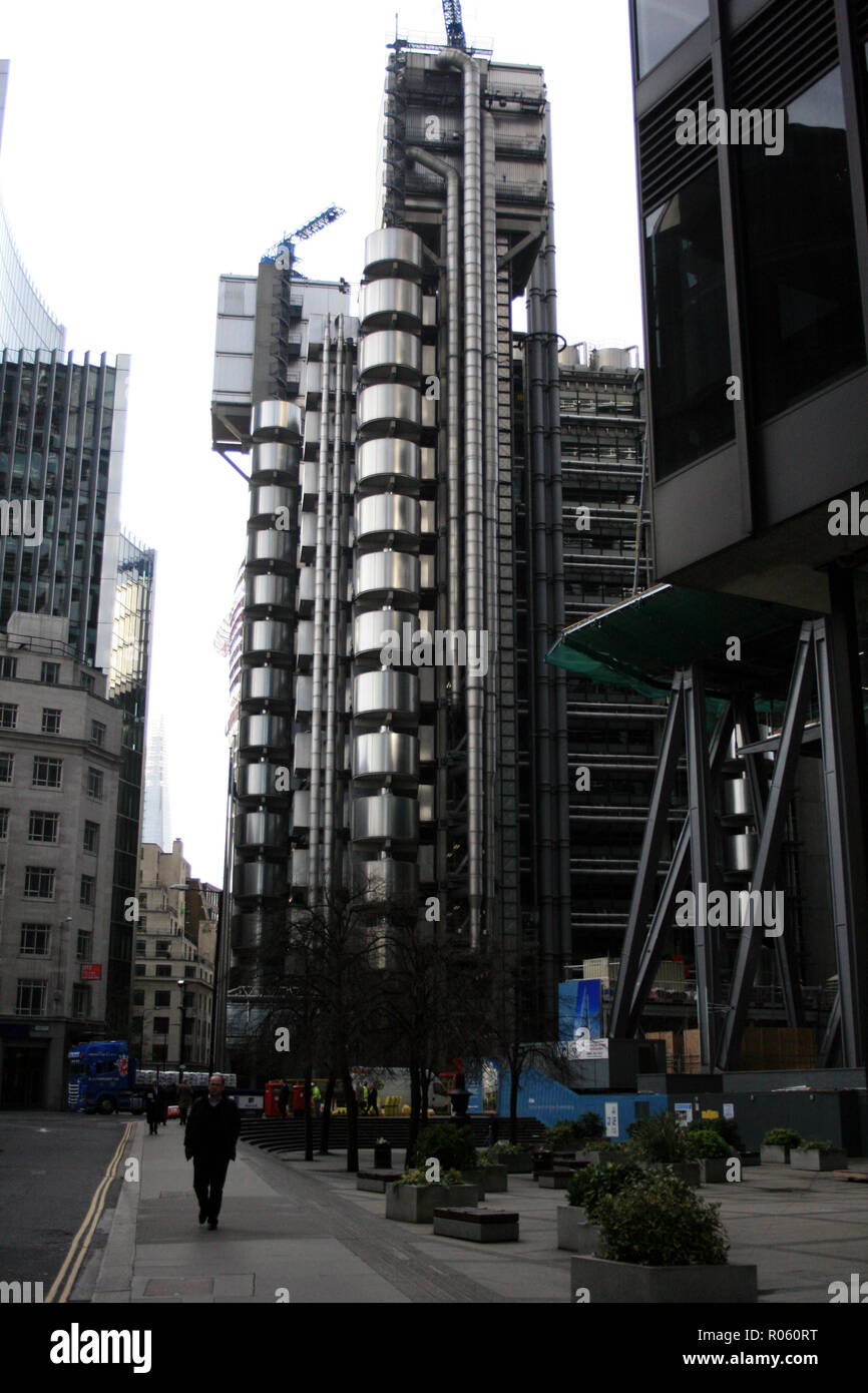 Lloyd's Building, a high-tech modern office building housing an insurance company, 1 Lime Street, London, England Stock Photo