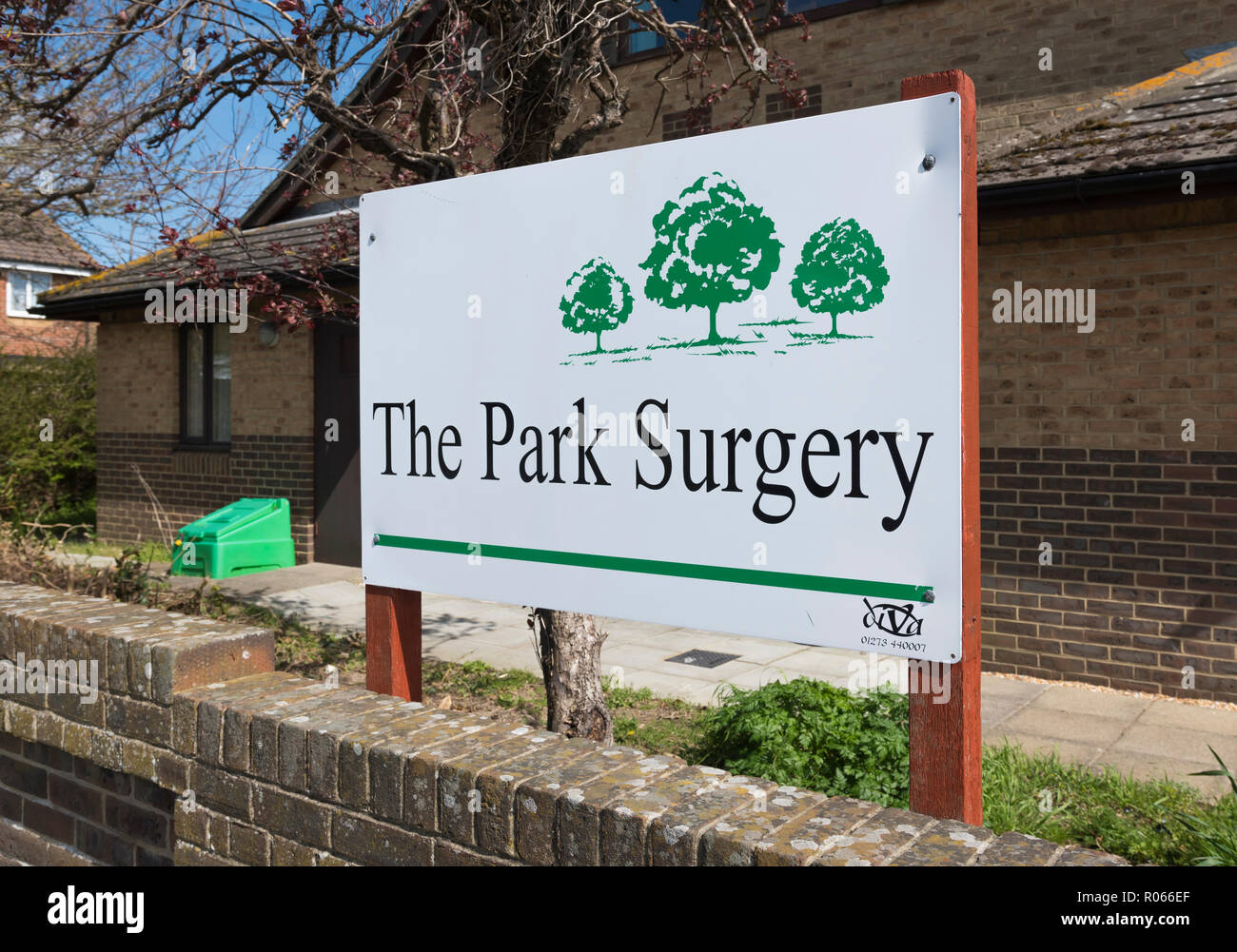 Doctors surgery sign hires stock photography and images Alamy