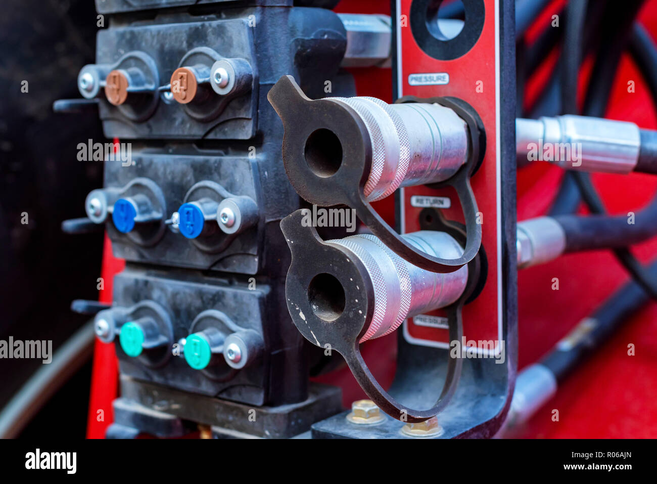 Hydraulic coupling hires stock photography and images Alamy