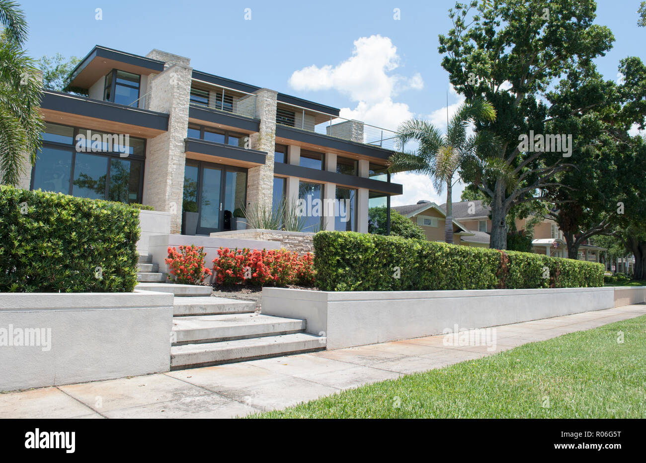 Rich area houses. Expencive property. Bay Area Stock Photo Alamy