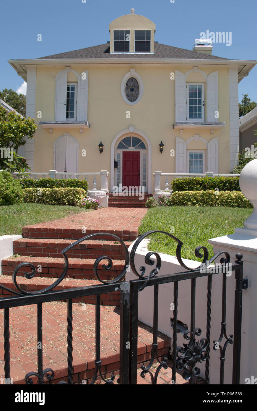 Rich area houses. Expencive property. Bay Area Stock Photo Alamy