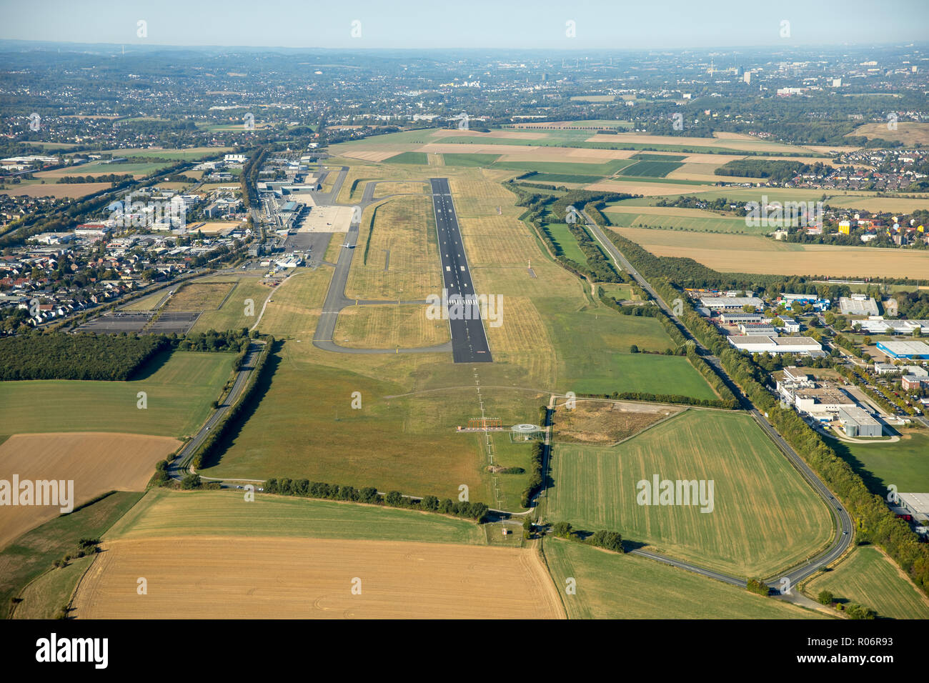 Airport Dortmund, runway 24, runway 24, noise problems, taxiways, Wickeder Chaussee, Dortmund, regional airport, airfield, airport,, Ruhrgebiet, North Stock Photo