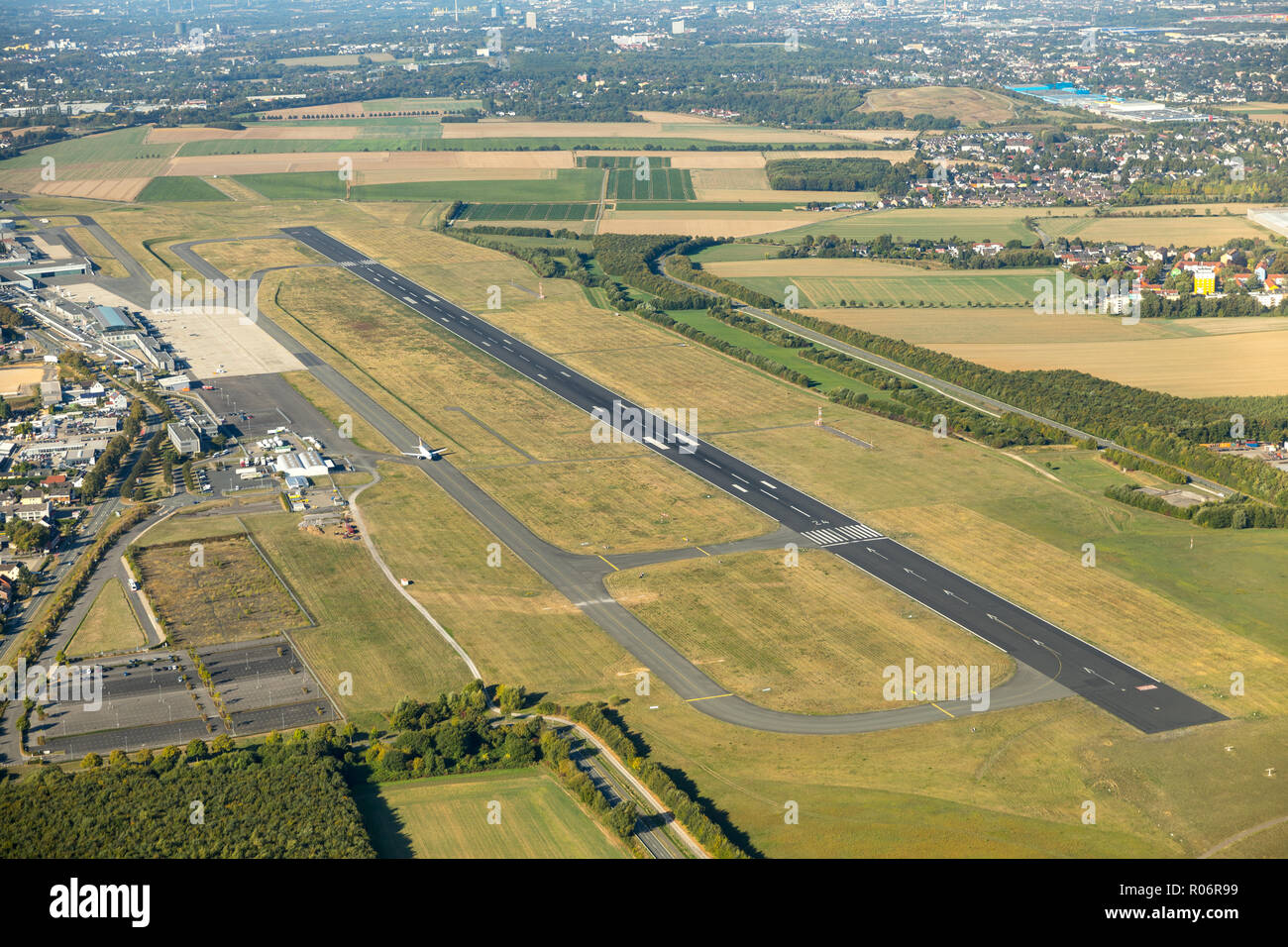 Airport Dortmund, runway 24, runway 24, noise problems, taxiways, Wickeder Chaussee, Dortmund, regional airport, airfield, airport,, Ruhrgebiet, North Stock Photo
