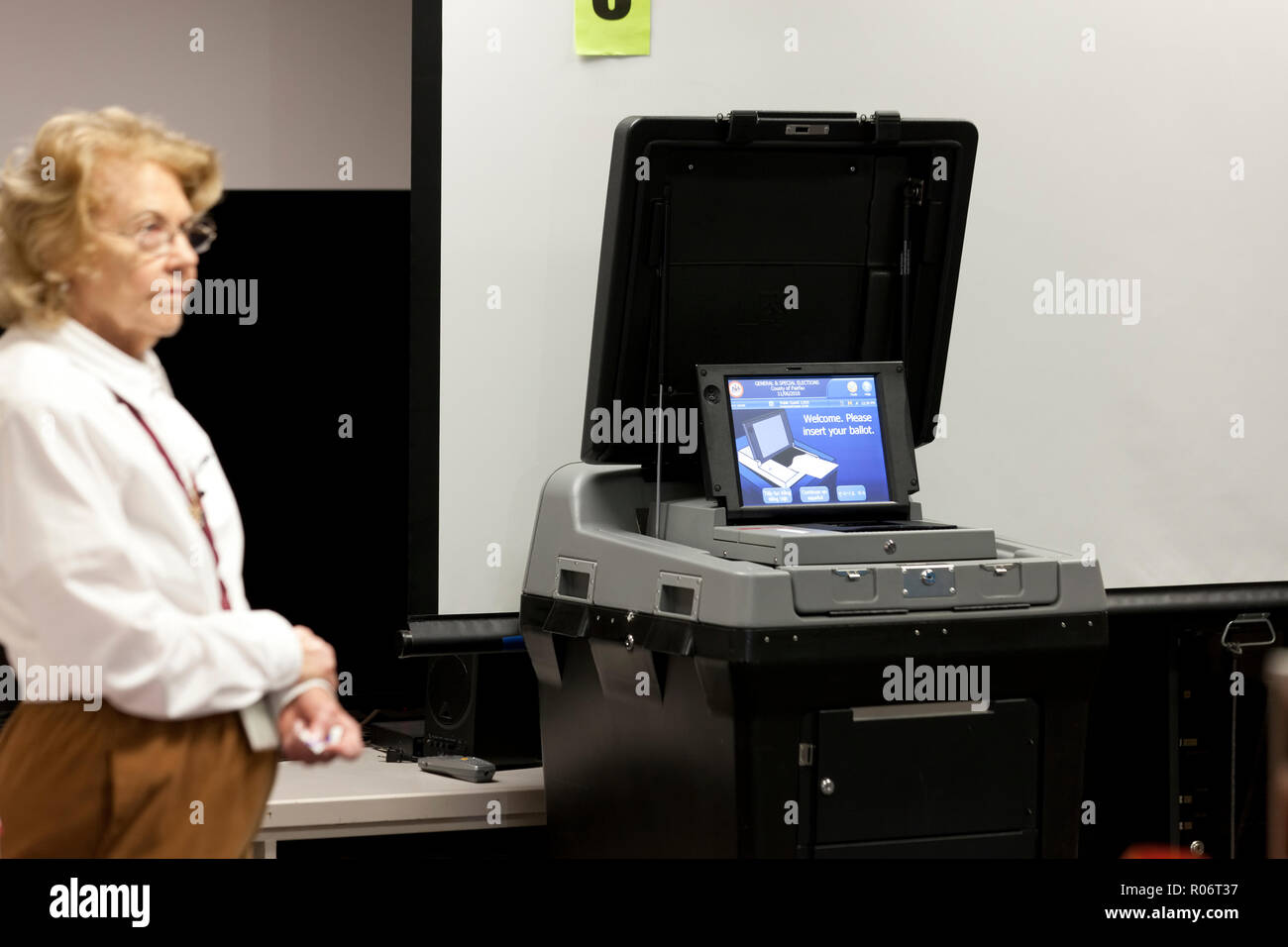 DS200 Precinct scanner & tabulator optical scan voting system in a polling place - Fairfax County, Virginia USA Stock Photo