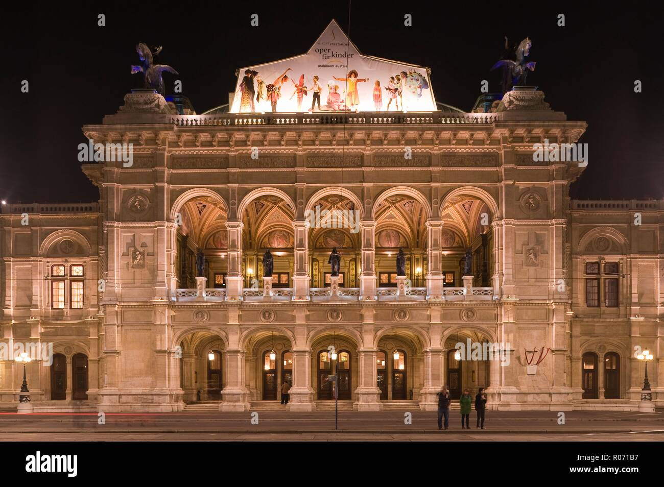 Wien, Staatsoper Vienna, Opera House Stock Photo Alamy