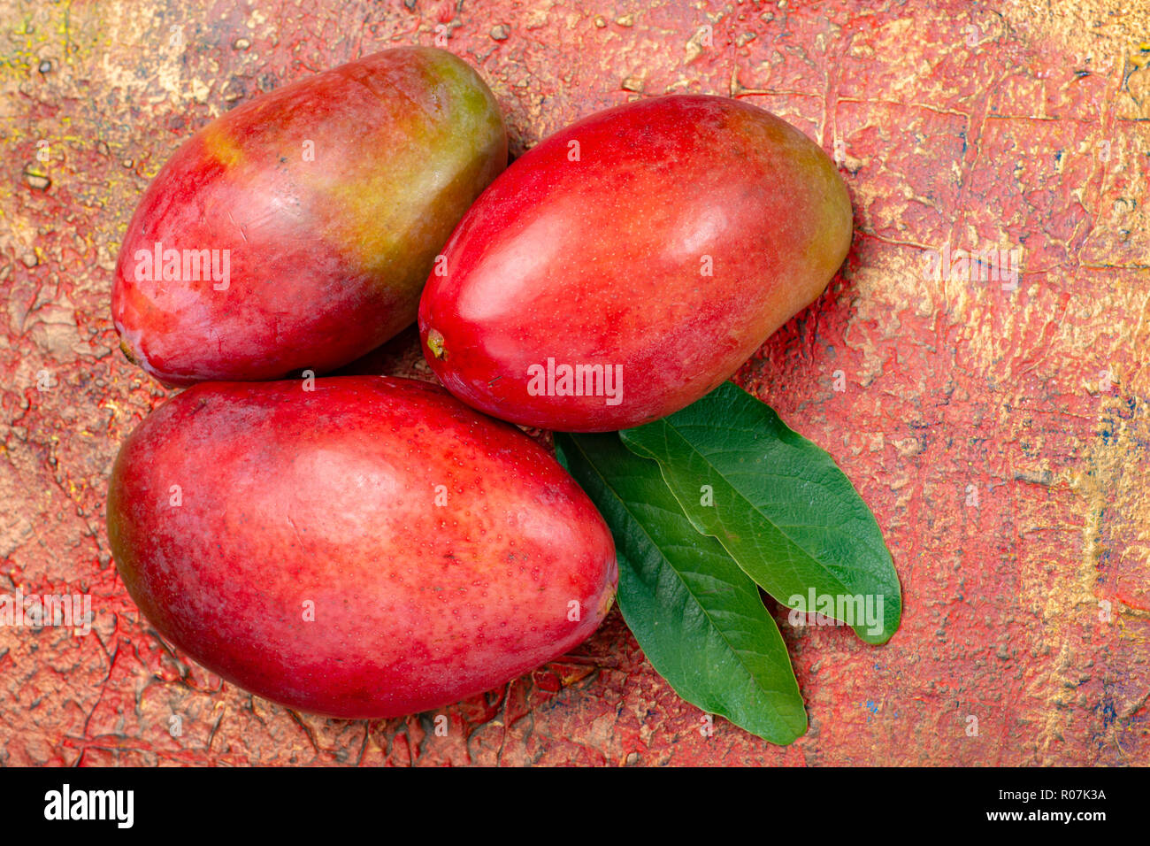 Red mango fruit online