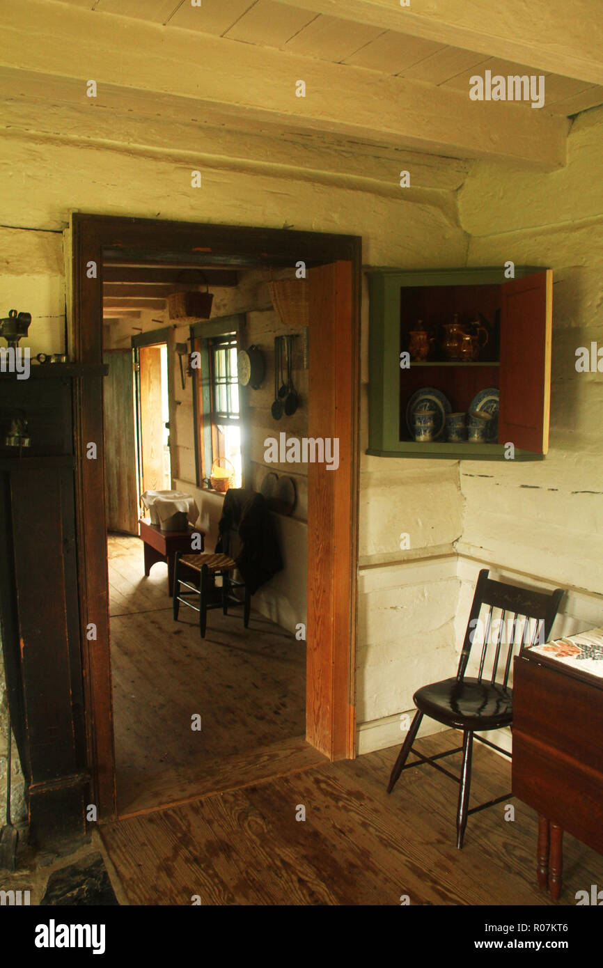 Old farm house interior hi-res stock photography and images - Alamy