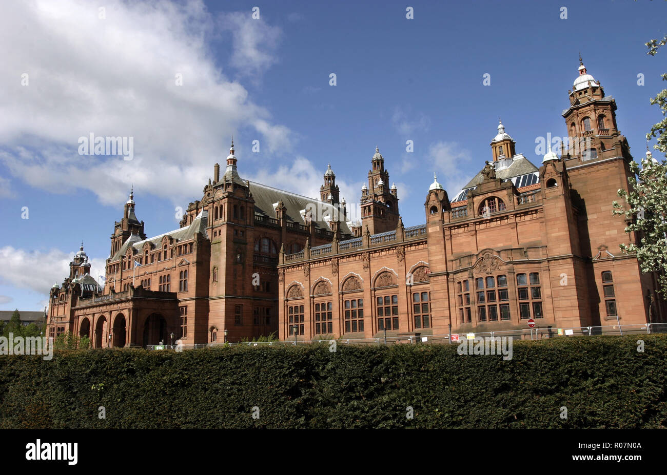 The Kelvingrove Art Gallery and Museum stands proudly on the outskirts ...