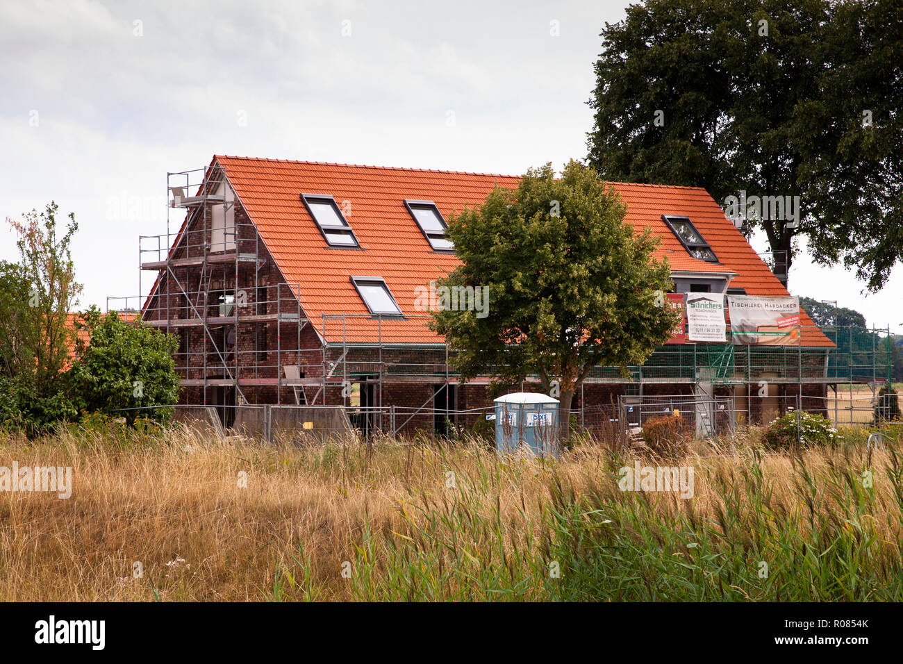reconstruction of an old farmhouse to a residential house, Wesel, Germany.  Umbau eines alten Bauernhauses zu einem Wohnhaus, Wesel, Deutschland. Stock Photo