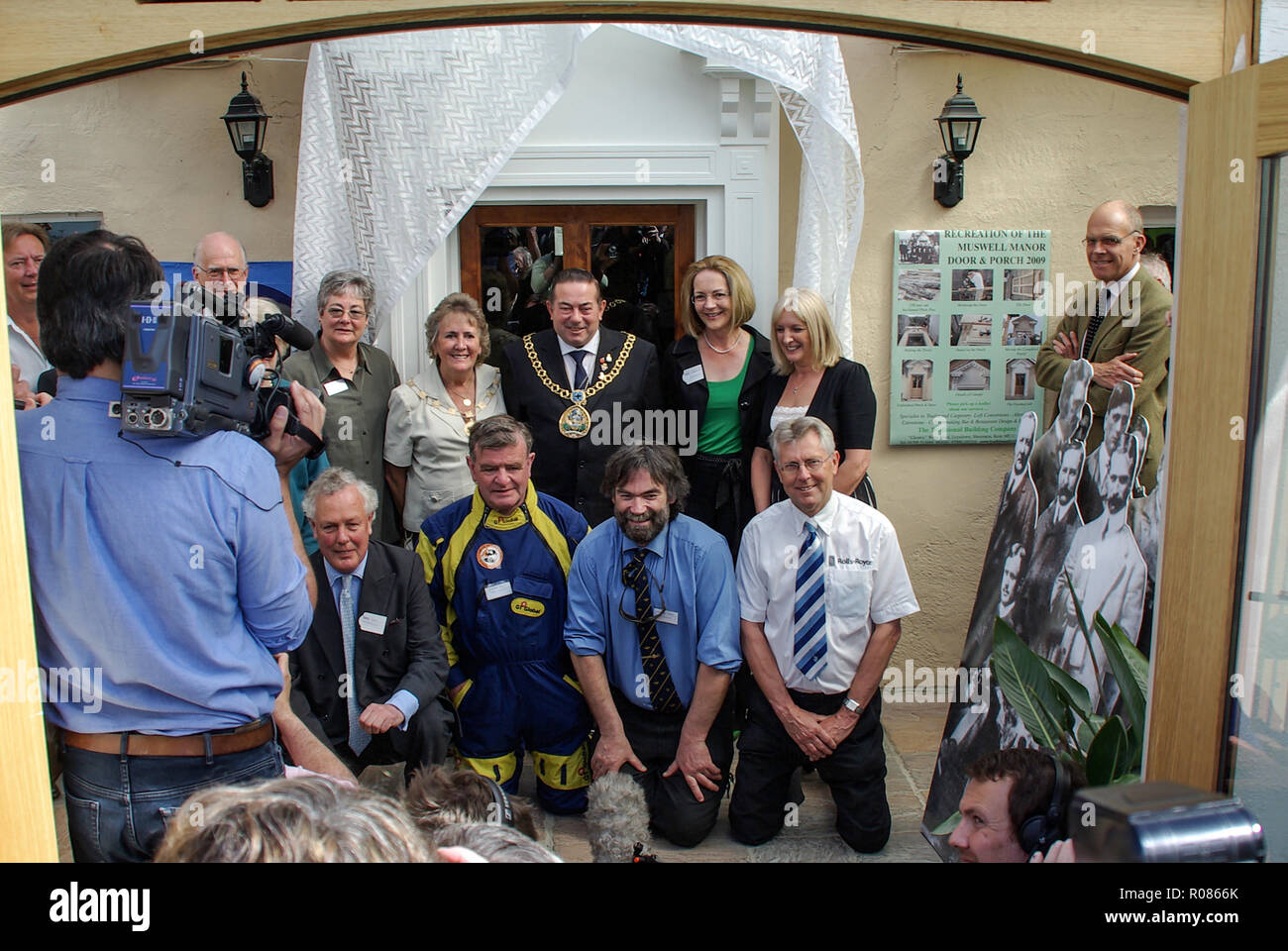 Centenary of Flight celebration at Muswell Manor, Leysdown on the Isle of Sheppey, Kent, UK, birthplace of British Aviation. Descendants of 1909 photo Stock Photo