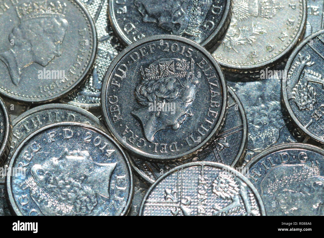 Smallest british silver coin hi-res stock photography and images - Alamy