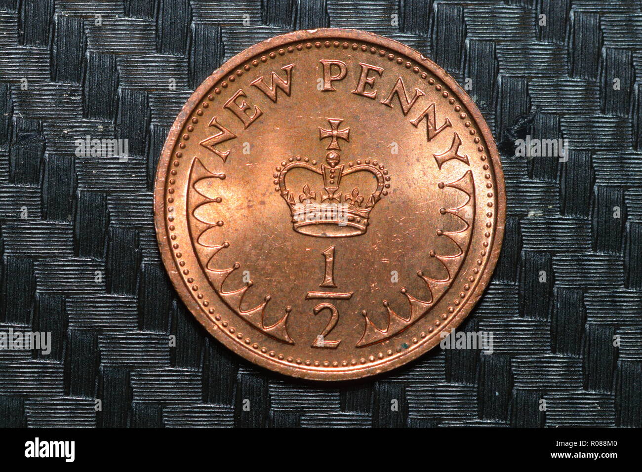 A Brand New 1971 British Half Penny Coin Stock Photo Alamy a-brand-new-1971-british-half-penny-coin-stock-photo-alamy