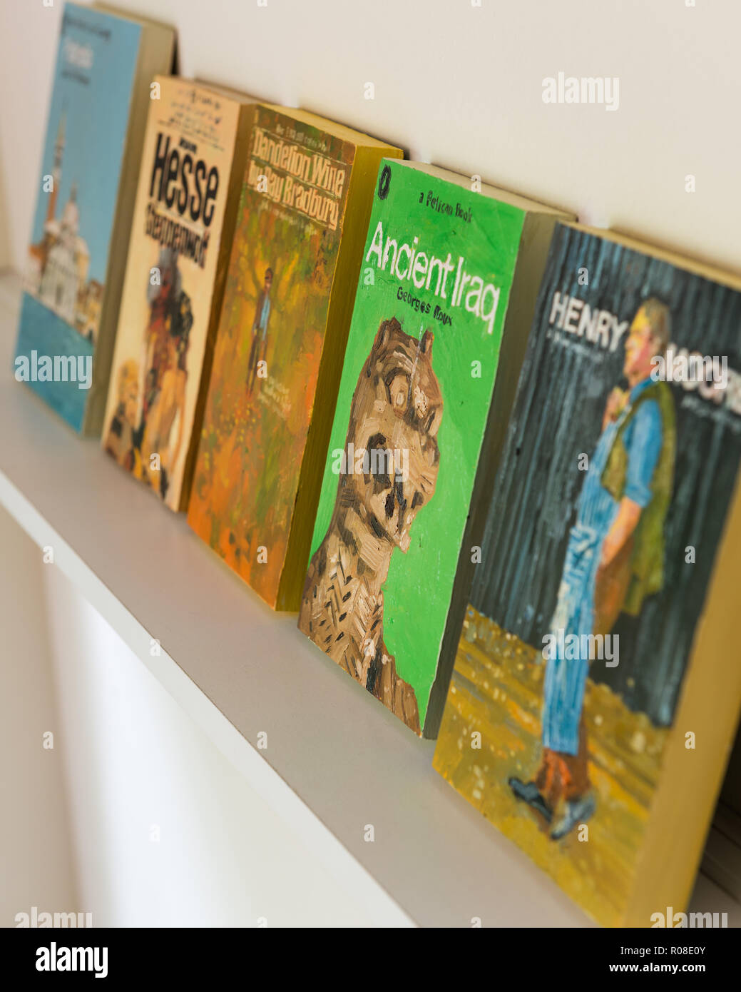 Lined Up Books High Resolution Stock Photography And Images Alamy