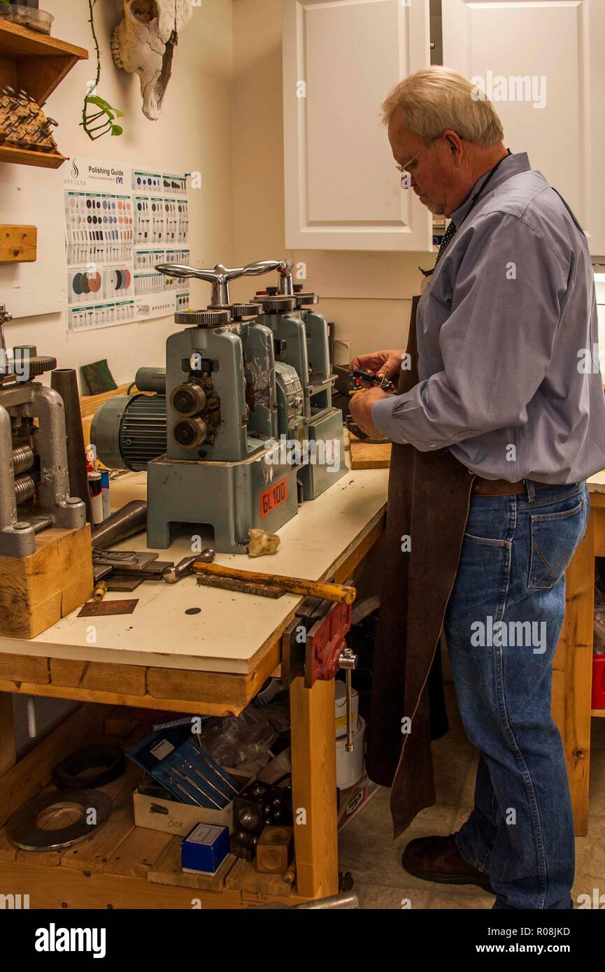 experienced Craftsman Jeweler at work in Stock Photo Alamy