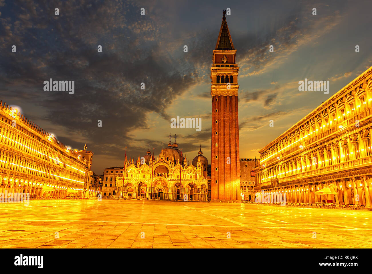 Venice evening view hi-res stock photography and images - Alamy