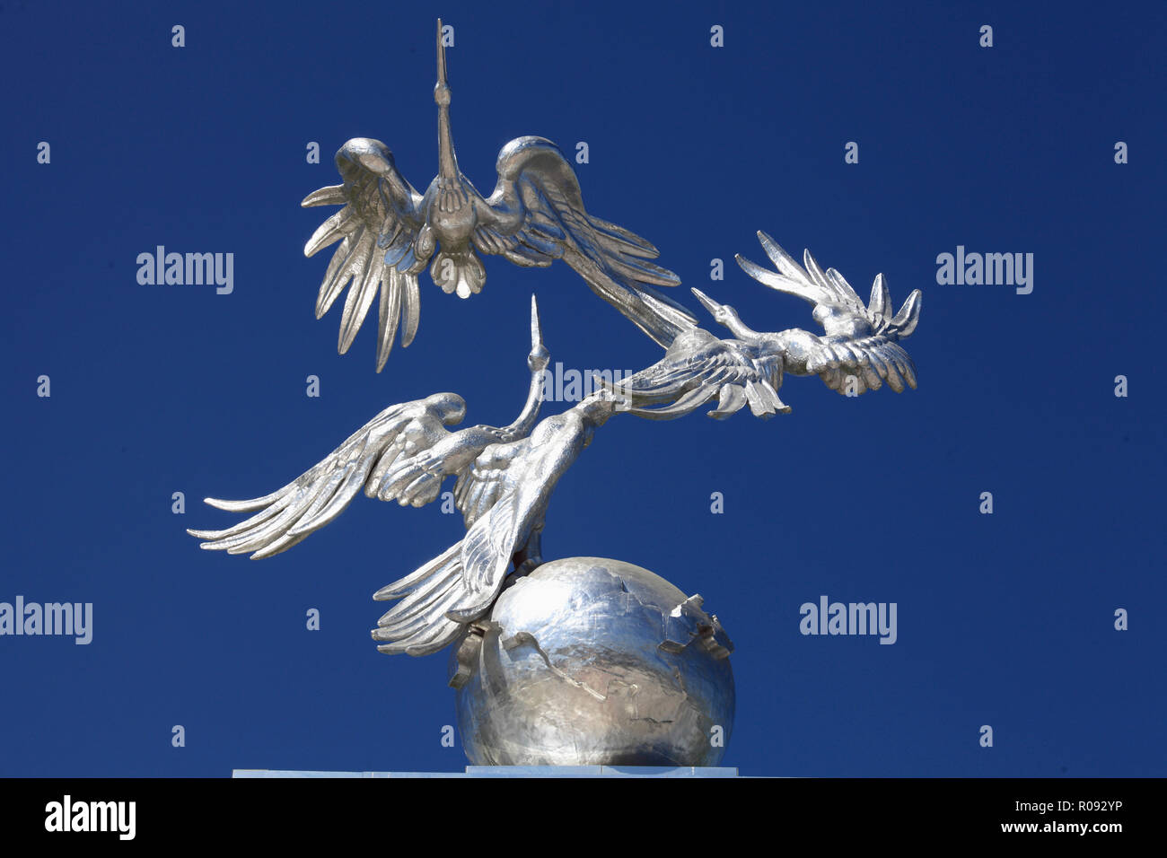 Uzbekistan; Tashkent, Mustakillik Square, pelicans statue, Stock Photo