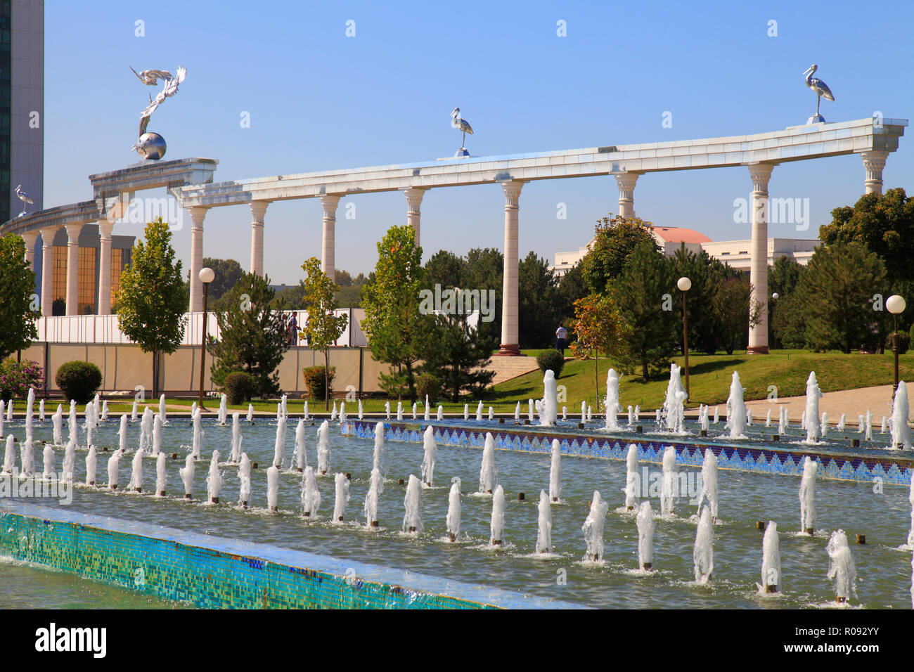 Uzbekistan; Tashkent, Mustakillik Square, fountain, Stock Photo