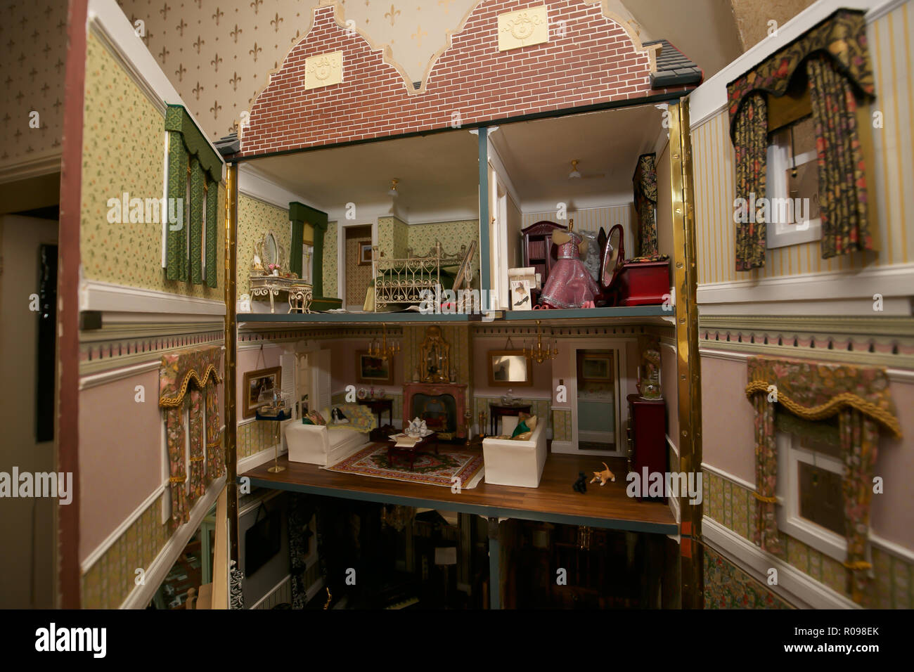 doll's house, doll house Stock Photo - Alamy