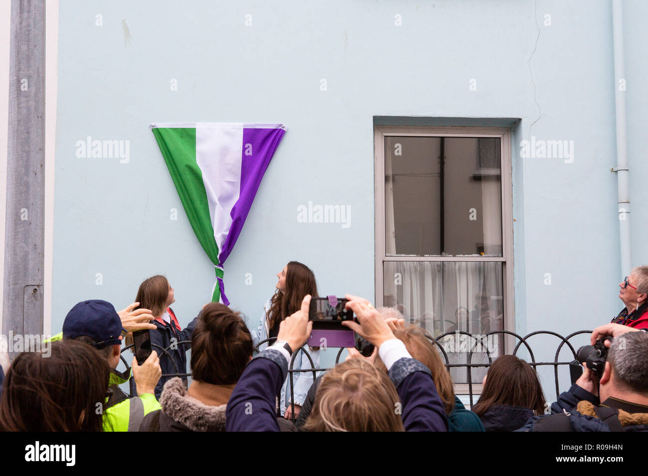 Carmarthen, UK. 3 November 2018. A Carmarthen Civic Society Blue Plaque